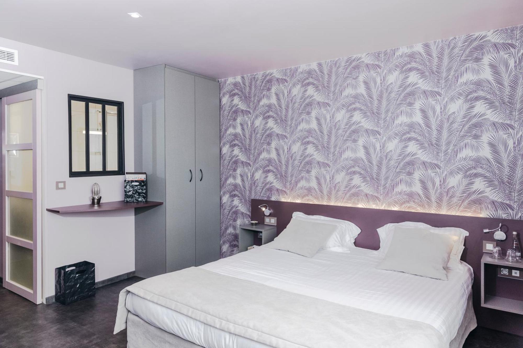 Charmes-sur-Rhone Le Carre D'Alethius Logis Hotel Restaurant מראה חיצוני תמונה