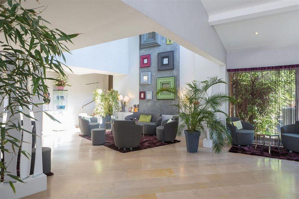 Charmes-sur-Rhone Le Carre D'Alethius Logis Hotel Restaurant מראה חיצוני תמונה