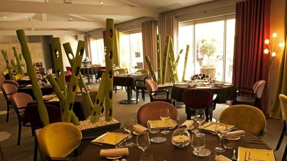 Charmes-sur-Rhone Le Carre D'Alethius Logis Hotel Restaurant מראה חיצוני תמונה
